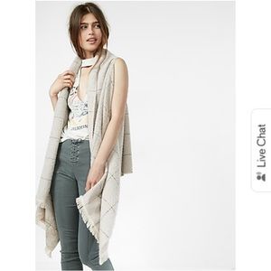 Express Poncho vest